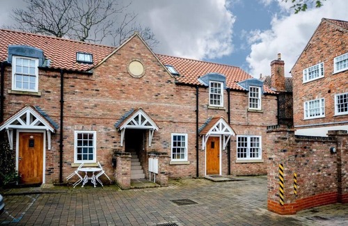 York Apartment | George Hudson Ground floor apartment with parking