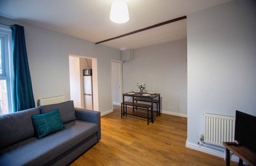 Salisbury Apartment | George Street Apartment