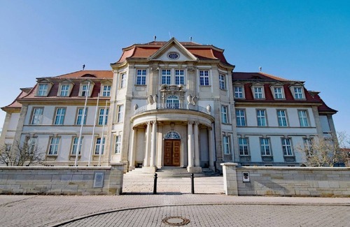 Naumburg Apartment | Georgentor vacation apartment - Georgentor