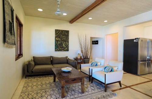Mal Pais Villa | Georgeous 3 bedroom villa ocean & sunset views only 5 minutes from Santa Teresan