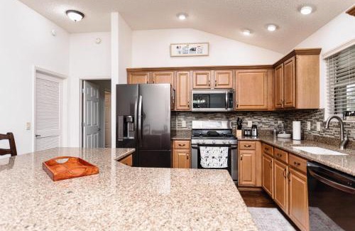 Liberty Park House | Georgetown - Centrally Located 3-2 Designer Home Villagepeople