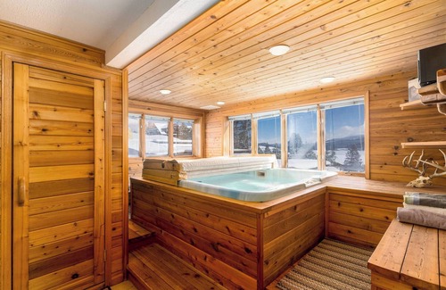 Granite County Ski Chalet | Georgetown Lake home with hot tub, sauna, & views!