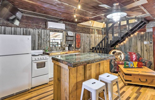 Silver Creek Cabin | Georgia Farm Vacation Rental Cabin ~ 12 Mi to Rome