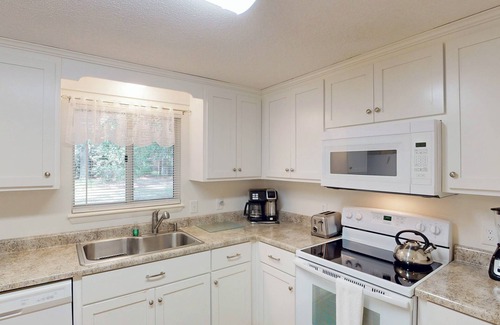 Jekyll Island House | GEORGIA TABBY DUPLEX UNIT A 2 bedroom, 1 bathroom