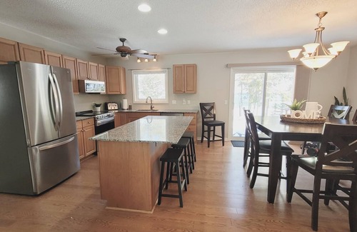 Meaford House | Georgian Blue Lakehouse