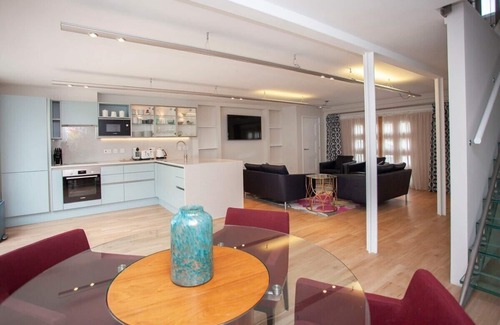 Bath Apartment | Georgian Coach House Mews Central Bath