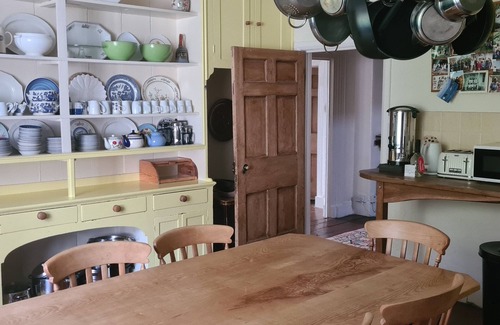 Tremain House | Georgian guesthouse for large families. Large garden, dog friendly.