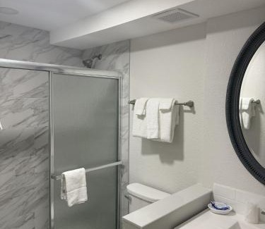 Georgian Inn Apartment | Georgian Inn Beach Club