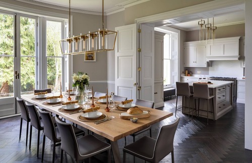 Bath House | Georgian manor house, 5 minutes to Bath city centre, complimentary breakfast