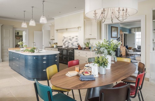 South Cheriton House | Georgian style mansion sleeps 16-18