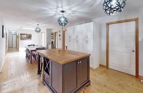 Tiny Cottage | GeorgianBayCottage|Family-sized(Pet Friendly)