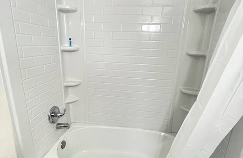 Gainesville Hotel | Georgianna Motel