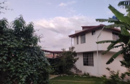 Tumbabiro House | Georgina's House hospedaje chachimbiro