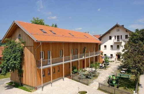 Bohmzwiesel Apartment | Geräumige Ferienwohnung mit Balkon, über 2 Ebenen, ca. 70 m2 groß.