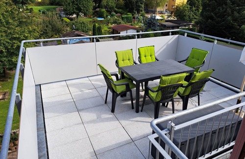 Coschuetz Apartment | Geräumige Ferienwohnung "dresdner Stadt-terrasse" für 5 Erw., Kinder Willkommen