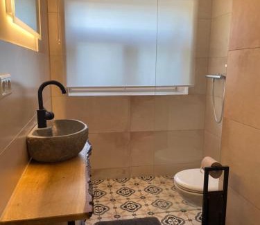 Halle Apartment | geräumige Wohnung mit Terrasse