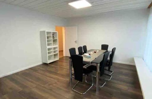 Hunzenschwil Apartment | Geräumige Wohnung im Schweizer Vekehrspunkt