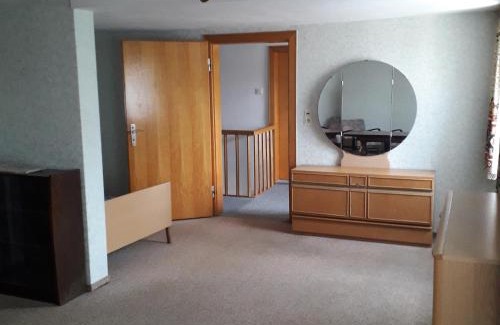 Herstelle Apartment | geräumiges Ferienhaus