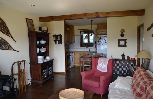 Ger Apartment | GeR lll - 6 PaX - Three Bedroom Apartment, Sleeps 6