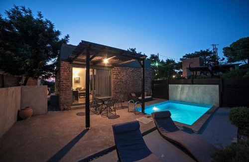 Kithira Apartment | Gerakari Suites