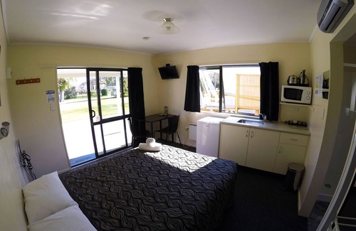 Geraldine Cabin | Geraldine Top 10 Holiday Park