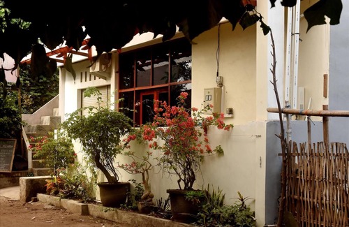 Gerupuk Bed & Breakfast | Gerupuk Homestay - Surfers Chillout