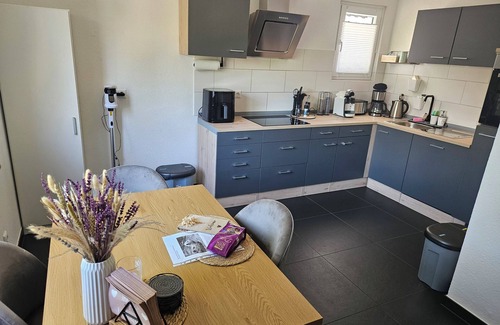 Iversheim Apartment | Gesamte Ferienwohnung Elya