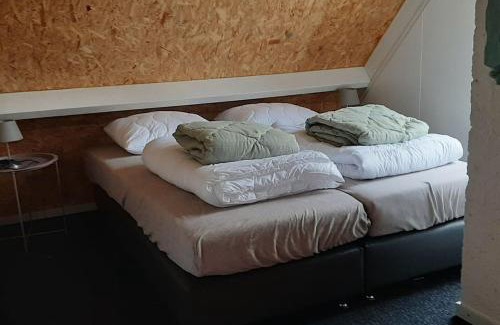 Posterholt House | Geschakelde recreatiewoning met omheinde tuin