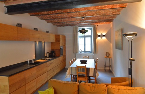Haut-Bois House | Gesves Castle Grounds Retreat