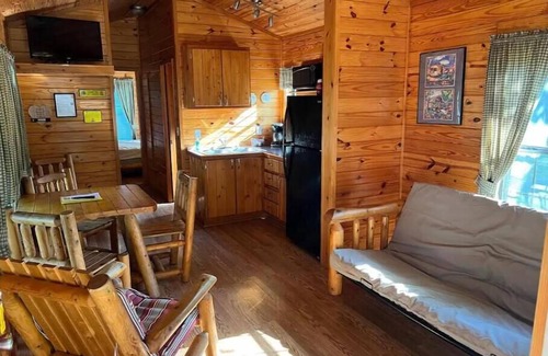 Renfro Valley House | Get-a-way at the KOA!