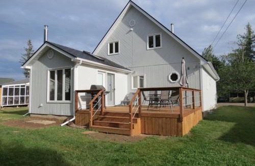 Grand-Digue Ski Chalet | Get A Way Beach Chalet