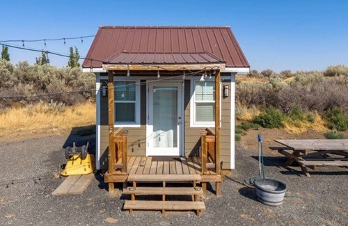 Banks Lake South House | Get away from it all at Smith Cove. A 4 bedroom oasis overlooking Banks Lake
