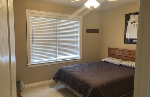 Bellflower House | Get Away From It All! Escape To Peace And Quiet!