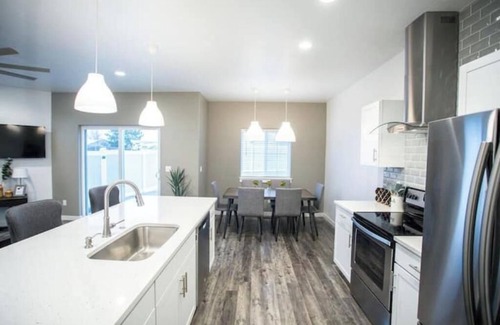 Nampa House | Get Clarity @ Claira Cottage