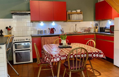 Dolgellau House | Get cosy in amazing Snowdonia National Park location!