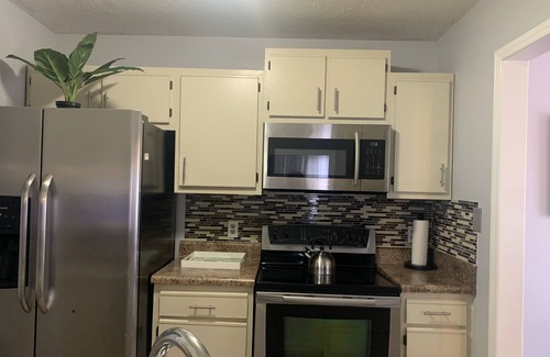 Fayetteville House | Get Cozy at Rim Rd