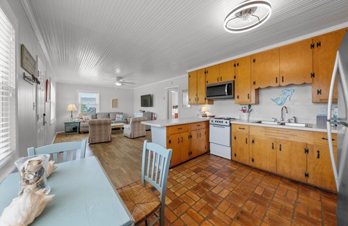 Gulf Shores House | Get Down to Beachness by Liquid Life
