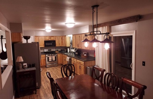 Wheatland House | Get lost from the hustle. Peaceful nature, country living at its finest.