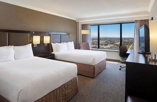 Milpitas Hotel | Get Ready for Blissful Getaway! 4 Relaxing Units, Fitness Center, Pet-Friendly
