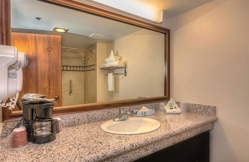 Grand Junction Hotel | Get Ready for Your Colorado Adventure! Short Drive to Colorado River State Park!