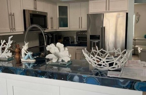 Indian Waterways House | Get ready to dive into your Islamorada Retreat