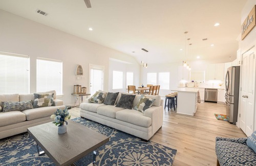 Indian Beach House | Get ready to soak up the sun at Villa Caman!