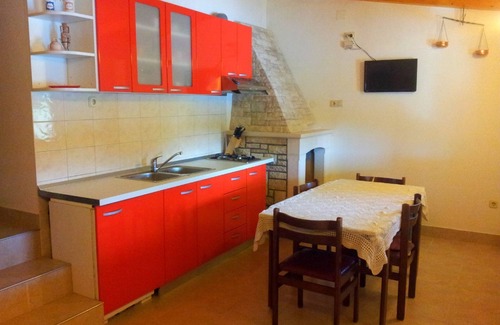 Vela Luka House | Getaway Beach House-One Bedroom Holiday Home with Terrace and Sea View