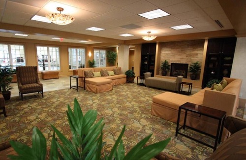 Williamsburg Resort | Getaway Beautiful Resort with Full Amenities - 2 Bedroom