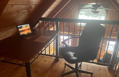 Vermilion Bay Cabin | Getaway/Fishing Cabin on Famous Eagle Lake