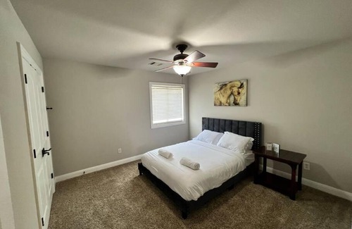 Round Rock House | Getaway home near Kalahari & Dell Diamond