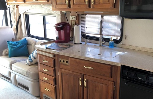 Bosque Farms House | Getaway in the Bosque Cozy RV in Charming Bosque Farms