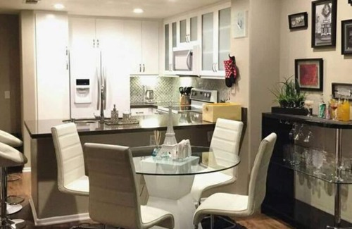 University City Condo | 🧳Getaway|Modern|Clean Resort in ❤ of La Jolla|UTC