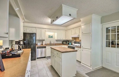 Flowood House | Getaway Near the Reservoir Fisherman Welcome!