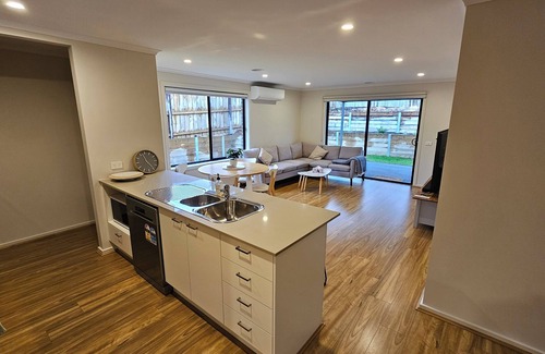 Newborough House | Getaway on Amaroo Way